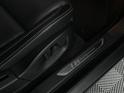 Jaguar E-Pace R-Dynamic SE AWD*BLACK PACK*360°KAM*ACC*