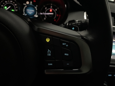 Jaguar E-Pace R-Dynamic SE AWD*BLACK PACK*360°KAM*ACC*