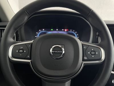 Volvo V60 B4 CORE*MILD-HYB.*1.HAND*R.KAM*4xSHZ*NAVI*