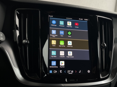 Volvo V60 B4 CORE*MILD-HYB.*1.HAND*R.KAM*4xSHZ*NAVI*