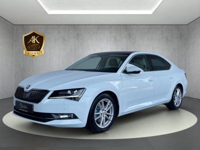 Skoda Superb STYLE*