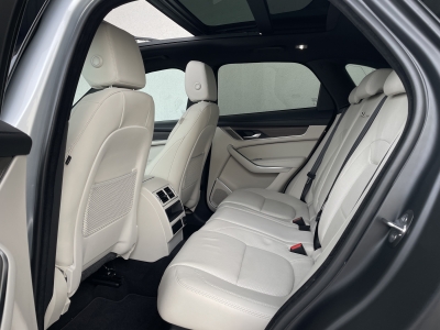 Jaguar F-PACE D200 SE AWD*360° KAM*AHK*LED*PANORAMA*