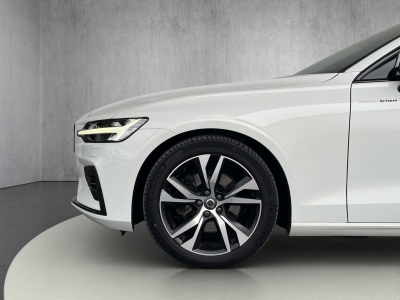 Volvo V60 B3*R-DESIGN*