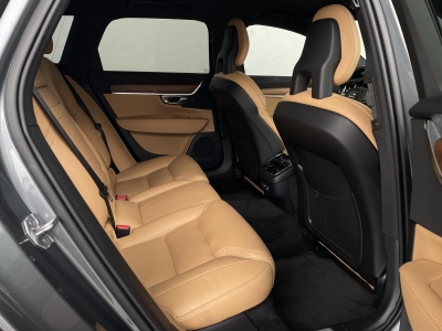 Volvo V90 D4*INSCRIPTION*360° KAMERA*LEDER*LED*AHK*