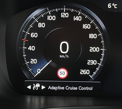 Volvo V90 D4*INSCRIPTION*360° KAMERA*LEDER*LED*AHK*