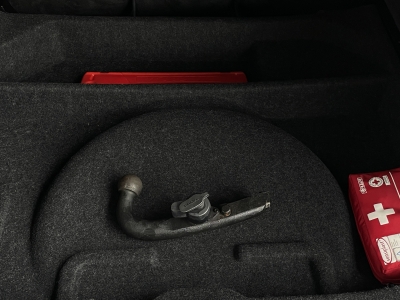 Volvo XC60 2.4L D5*R-DESIGN AWD*PANORAMA*