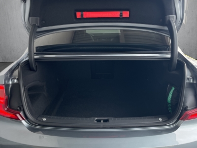 Volvo S90 D5 AWD*R-DESIGN*CARBON*HuD*HARMAN/KARDON*