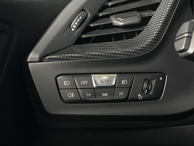 BMW 118 i*///M-SPORT*F40*LIVE CK*