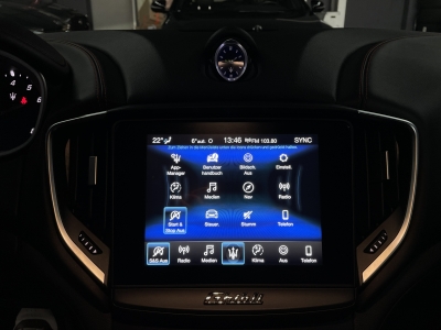 Maserati Ghibli 3.0 V6*GRANSPORT*20 ZOLL*KEYLESS*R.KAM*