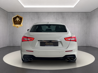 Maserati Ghibli 3.0 V6*GRANSPORT*20 ZOLL*KEYLESS*R.KAM*