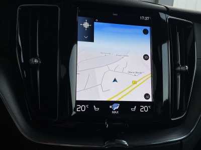 Volvo XC60 INSCRIPTION 2WD*HARMAN*PANO*LED*360° KAM*