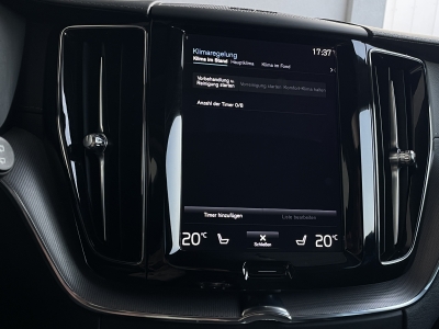 Volvo XC60 INSCRIPTION 2WD*HARMAN*PANO*LED*360° KAM*