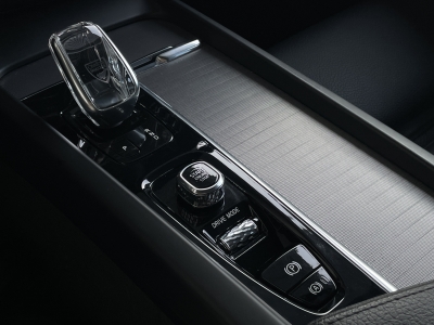 Volvo XC60 INSCRIPTION 2WD*HARMAN*PANO*LED*360° KAM*