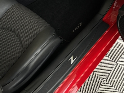 Nissan 370Z ROADSTER PACK*SPORT-AGA*BOSE*T.LEDER*