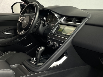 Jaguar E-Pace D180*R-DYNAMIC AWD*BLACK PACK*20Z*9-GANG*