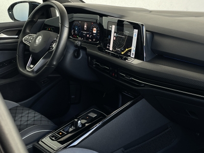 VW Golf R-LINE* 1.5 eTSI*DESIGN*AHK*18ZOLL*KEYLESS*