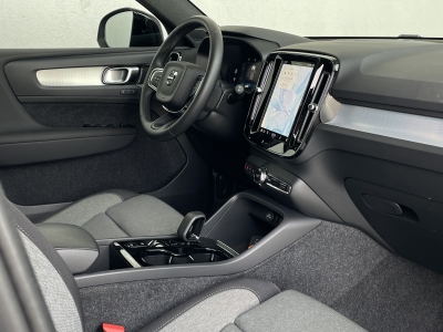 Volvo XC40 B3*PLUS DARK*2WD*360° KAMERA*HARMAN/KARDON*