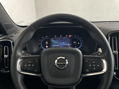 Volvo XC40 B3*PLUS DARK*2WD*360° KAMERA*HARMAN/KARDON*
