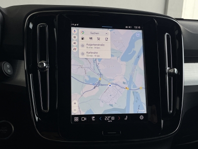 Volvo XC40 B3*PLUS DARK*2WD*360° KAMERA*HARMAN/KARDON*