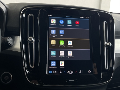 Volvo XC40 B3*PLUS DARK*2WD*360° KAMERA*HARMAN/KARDON*