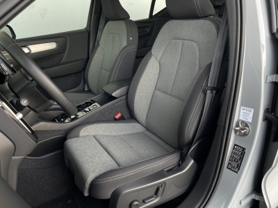 Volvo XC40 B3*PLUS DARK*2WD*360° KAMERA*HARMAN/KARDON*