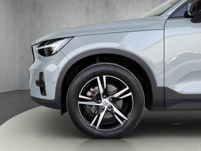 Volvo XC40 B3*PLUS DARK*2WD*360° KAMERA*HARMAN/KARDON*