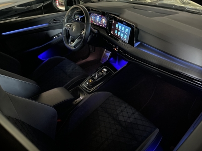 VW Golf R-LINE* 1.5 eTSI*DESIGN*AHK*18ZOLL*KEYLESS*