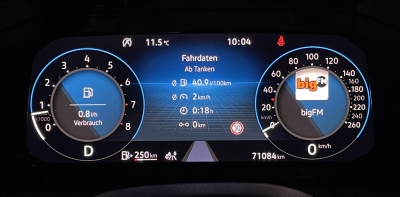 VW Golf R-LINE* 1.5 eTSI*DESIGN*AHK*18ZOLL*KEYLESS*