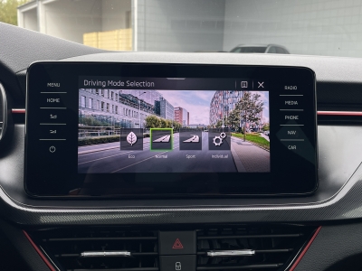 Skoda Scala 1.5 TSi ACT*MONTE CARLO*R.KAM*LED*NAVI*ACC