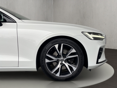 Volvo V60 B4*R-DESIGN*