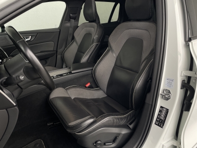 Volvo V60 B4*R-DESIGN*HuD*HARMAN*LED*360°KAMERA*PANO*