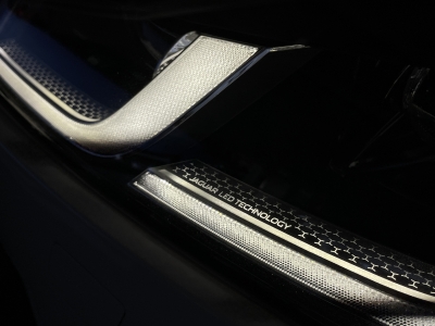 Jaguar F-PACE R-Dynamic SE AWD*BLACK PACK*1.HAND*PANO*