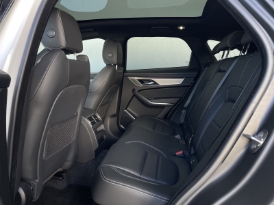 Jaguar F-PACE R-Dynamic SE AWD*BLACK PACK*1.HAND*PANO*