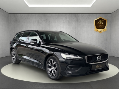 Volvo V60 B4 CORE*AHK*STANDHEIZUNG*LED*NAVI*1.HAND*