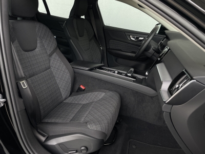 Volvo V60 B4 CORE*AHK*STANDHEIZUNG*LED*NAVI*1.HAND*