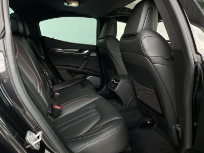 Maserati Ghibli S Q4 GRANSPORT*CARBON*21 ZOLL*360°KAMERA*