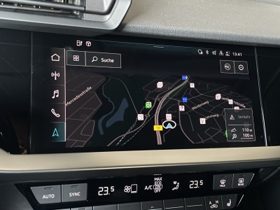 Audi A3 40 TFSI e*ADVANCED*PLUG-IN*18 ZOLL*NAVI*LED*