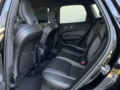 Volvo XC60 B4 DIESEL*R-DESIGN*21 ZOLL*