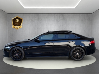 Jaguar XE R-SPORT*BLACK PACK*