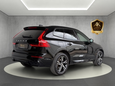 Volvo XC60 B4*R-DESIGN*2WD*XENIUM*HARMAN/K*PANORAMA*