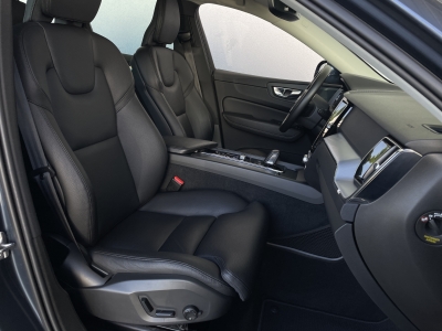 Volvo XC60 B4*Momentum Pro*AWD*360° KAMERA*HARMAN*LED*