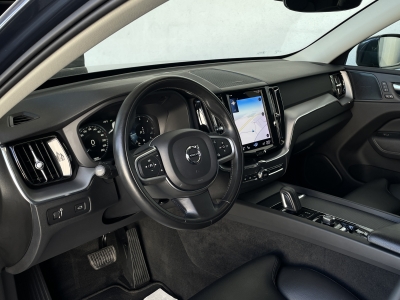 Volvo XC60 B4*Momentum Pro*AWD*360° KAMERA*HARMAN*LED*