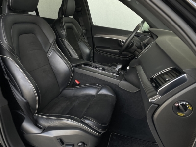 Volvo XC90 T6*R-DESIGN*AWD*CARBON*20Z*PANORAMA*AHK*