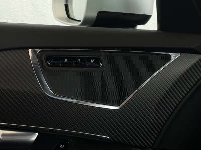 Volvo XC90 T6*R-DESIGN*AWD*CARBON*20Z*PANORAMA*AHK*