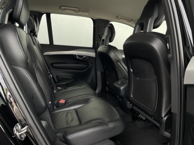Volvo XC90 B5*Momentum Pro*AWD*7 SITZE*R.KAM*NAVI*LED*