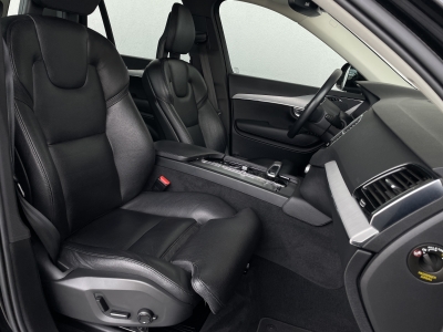 Volvo XC90 B5*Momentum Pro*AWD*7 SITZE*R.KAM*NAVI*LED*