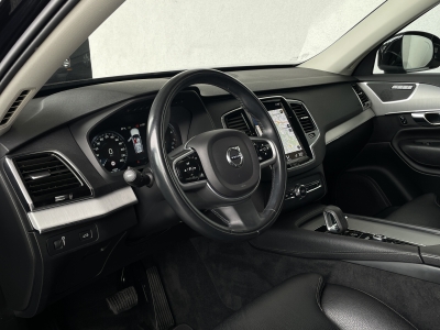 Volvo XC90 B5*Momentum Pro*AWD*7 SITZE*R.KAM*NAVI*LED*