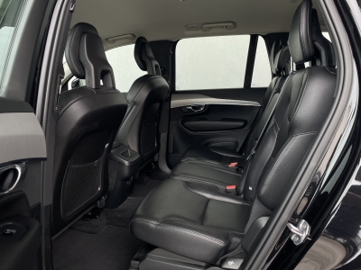 Volvo XC90 B5*Momentum Pro*AWD*7 SITZE*R.KAM*NAVI*LED*
