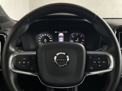 Volvo XC40 D4*190PS*INSCRIPTION*AWD*R.KAM*NAVI*LED*
