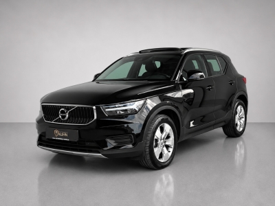 Volvo XC40 D3 MOMENTUM 2WD*PANO*LED*NAVI*HARMAN&KARDON